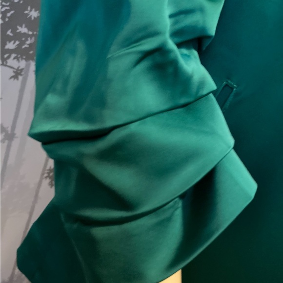 New never worn gorgeous Emerald green blazer $80.00 - Picture 6 of 11